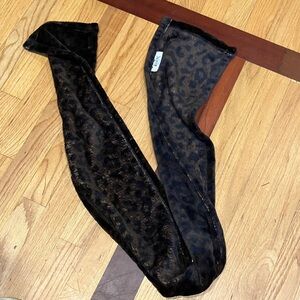 Leopard Print Velvet Scarf